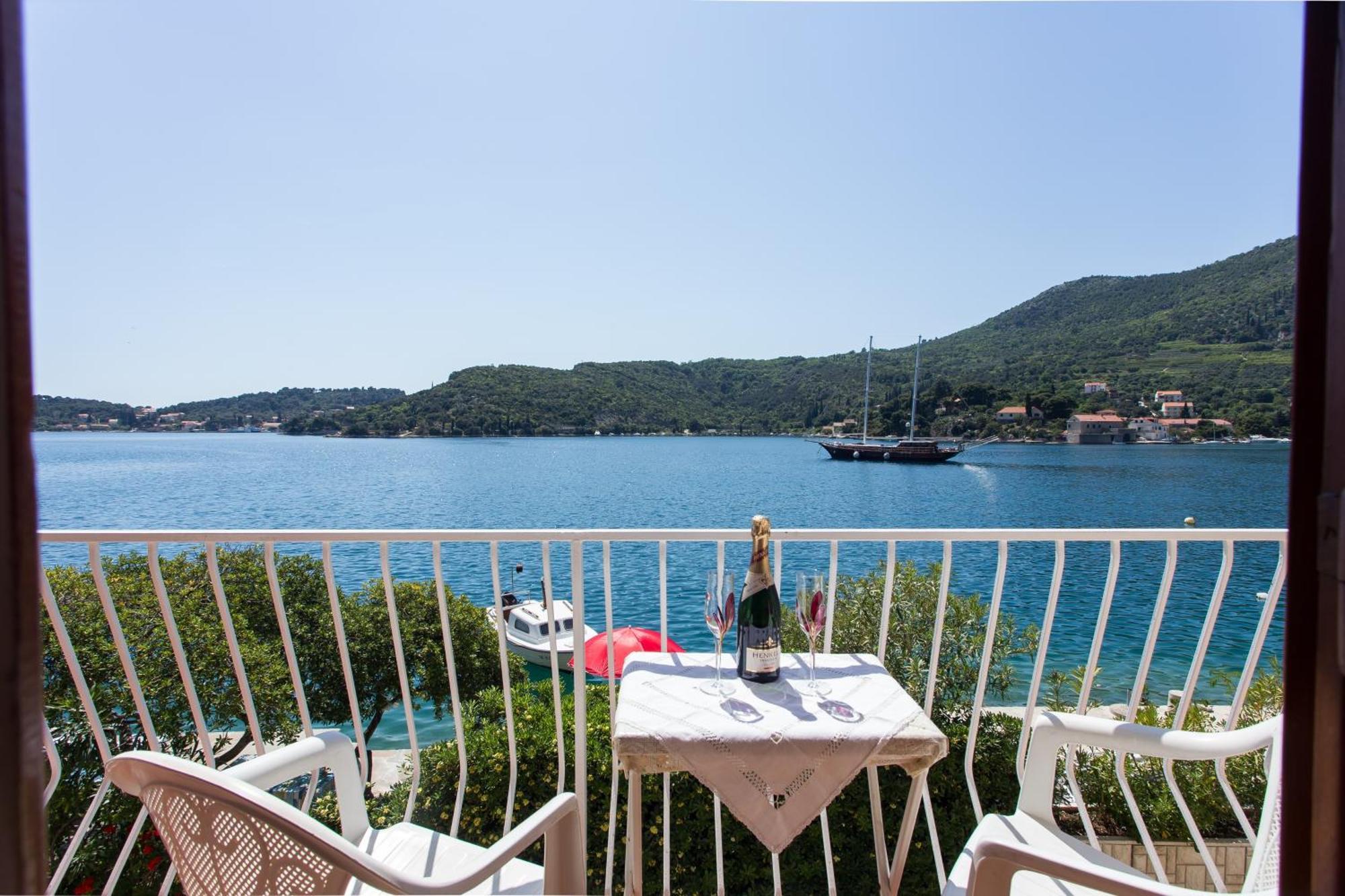 Villa Malfi Zaton  Rum bild